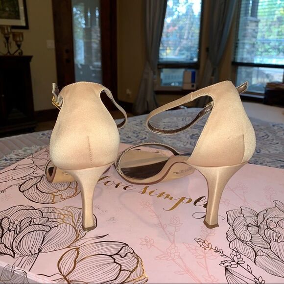 𝅺ALFANI Ashton Champagne Satin Rhinestones heels dressy shoes Sz 9.5 - Picture 5 of 8